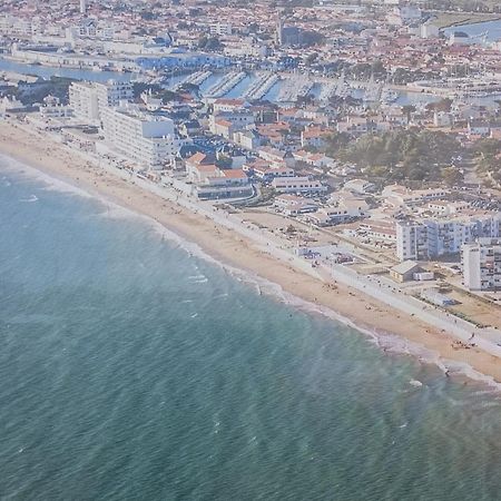 Residence La Garenne A La Grande Plage, Vue Mer, Piscine Et Parking Prive, 6 Personnes 圣吉尔-克鲁瓦德维 外观 照片
