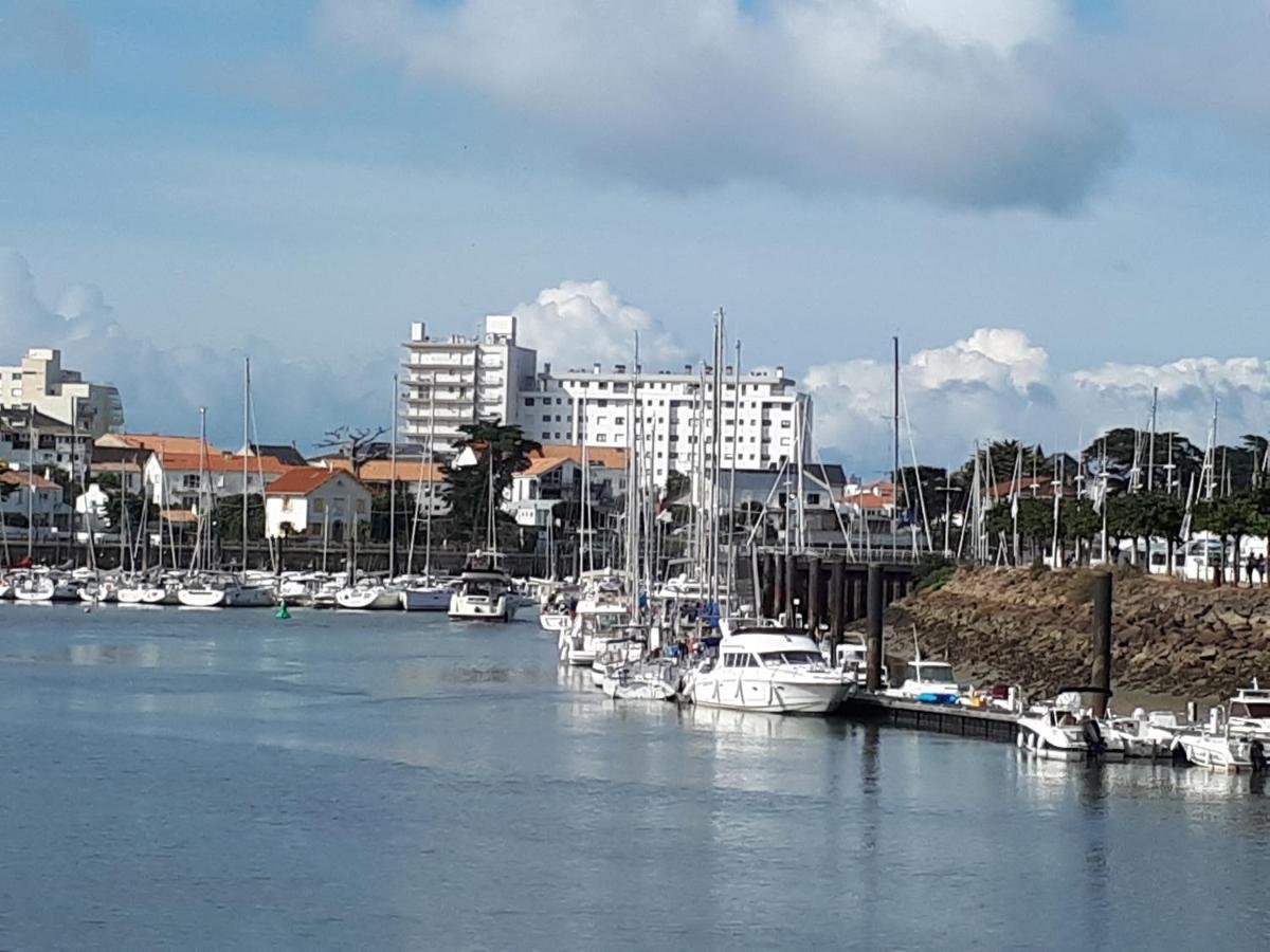 Residence La Garenne A La Grande Plage, Vue Mer, Piscine Et Parking Prive, 6 Personnes 圣吉尔-克鲁瓦德维 外观 照片