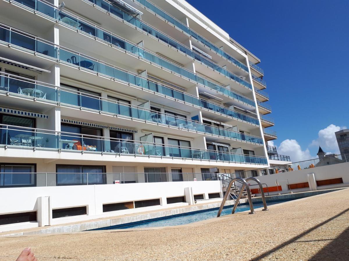 Residence La Garenne A La Grande Plage, Vue Mer, Piscine Et Parking Prive, 6 Personnes 圣吉尔-克鲁瓦德维 外观 照片